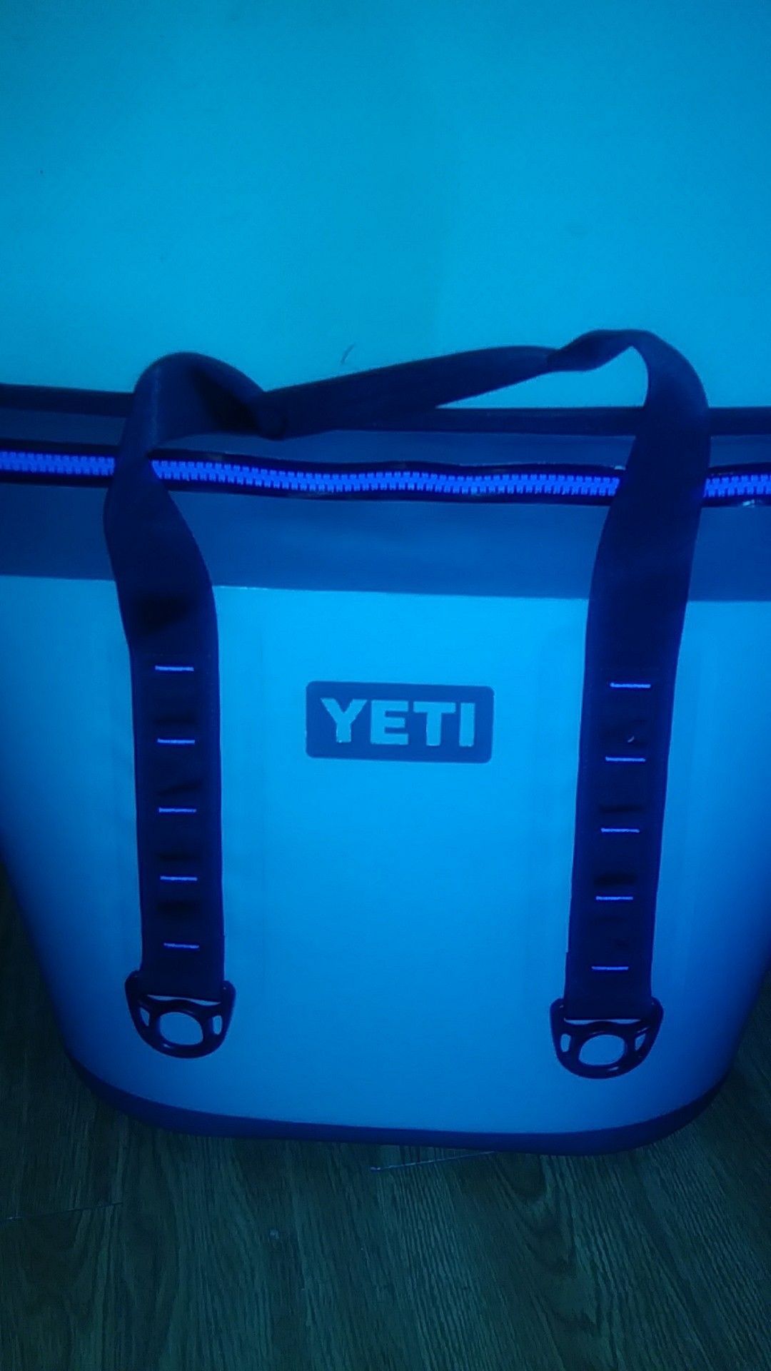 Brand new mens Yeti airtight, waterproof, submersible backpack/)))duffle bag