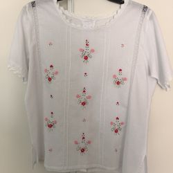 Woman’s blouse 100% handmade. Blusa echa a mano
