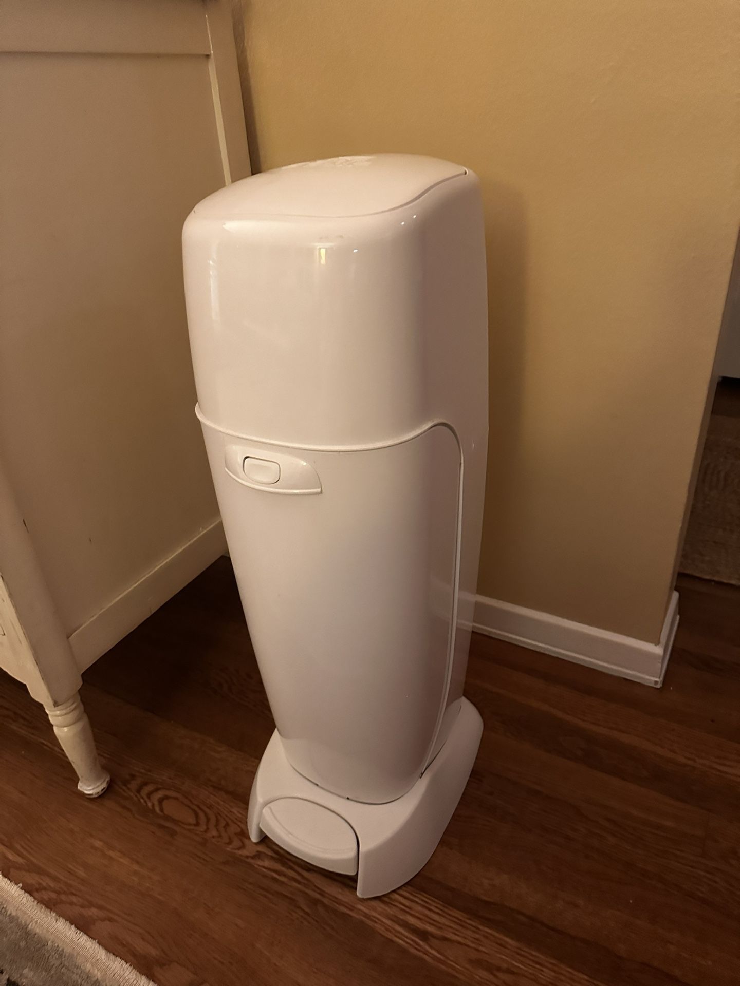 FREE — Diaper Genie Complete 