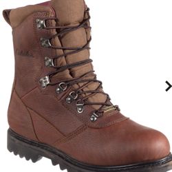Cabela  Men’s Boots Brand New.  