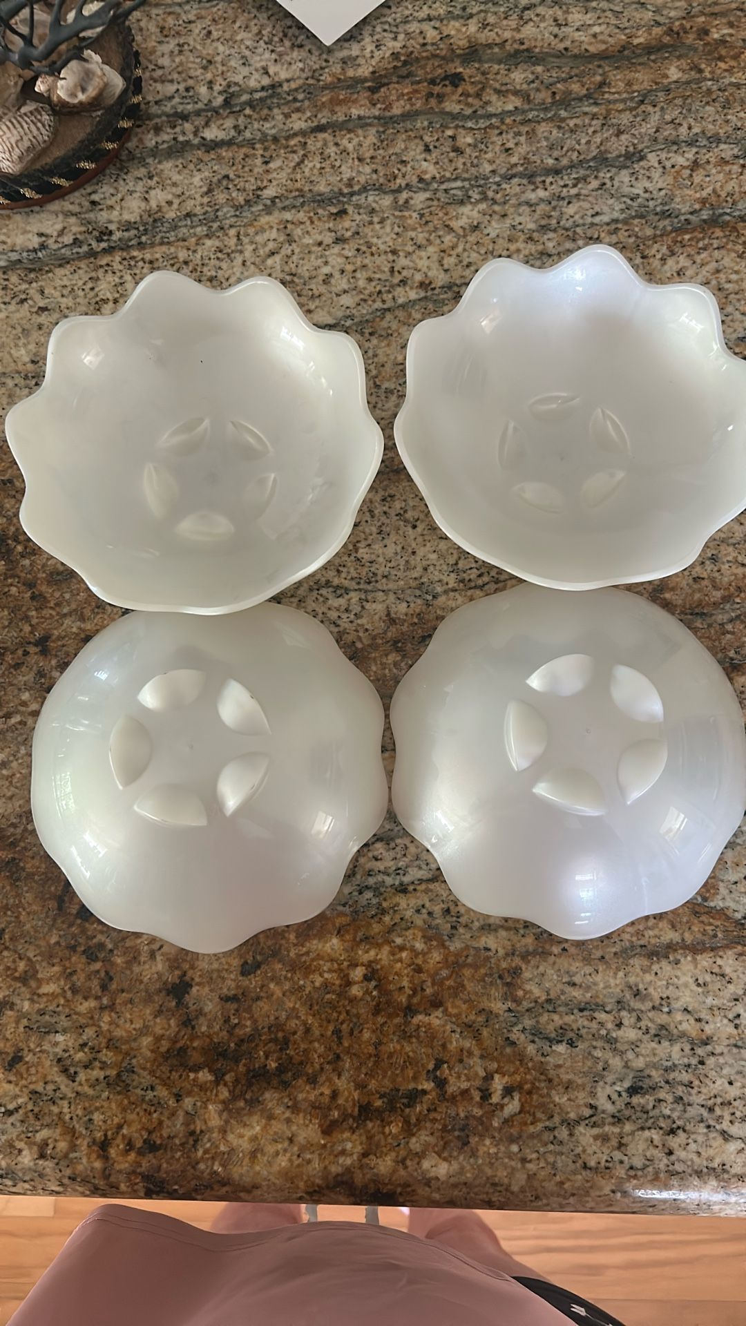 Tupperware Soup Or Salad Bowls