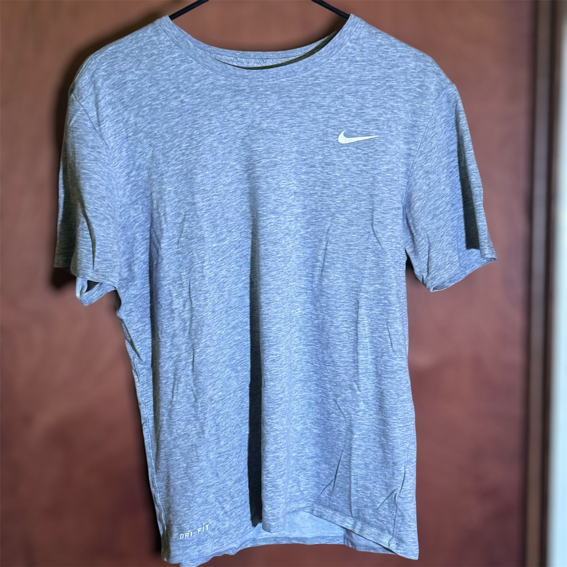 Nike DRI FIT T-shirt Grey with White Nike Logo Size M Medium
