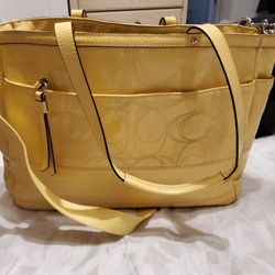 Large Coach Purse 