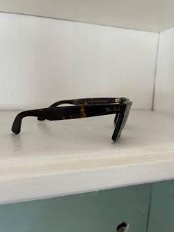 RAYBANS  wayfarers