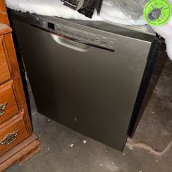 Broken Dishwasher Doesn’t Work 