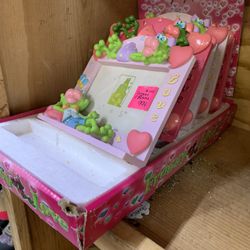 Pink Decorative Frog Frame 