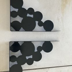 Metal Wall Bracket $5