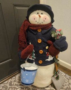 3 Foot Snowman 