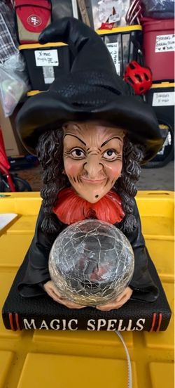 Halloween FortuneTeller Witch