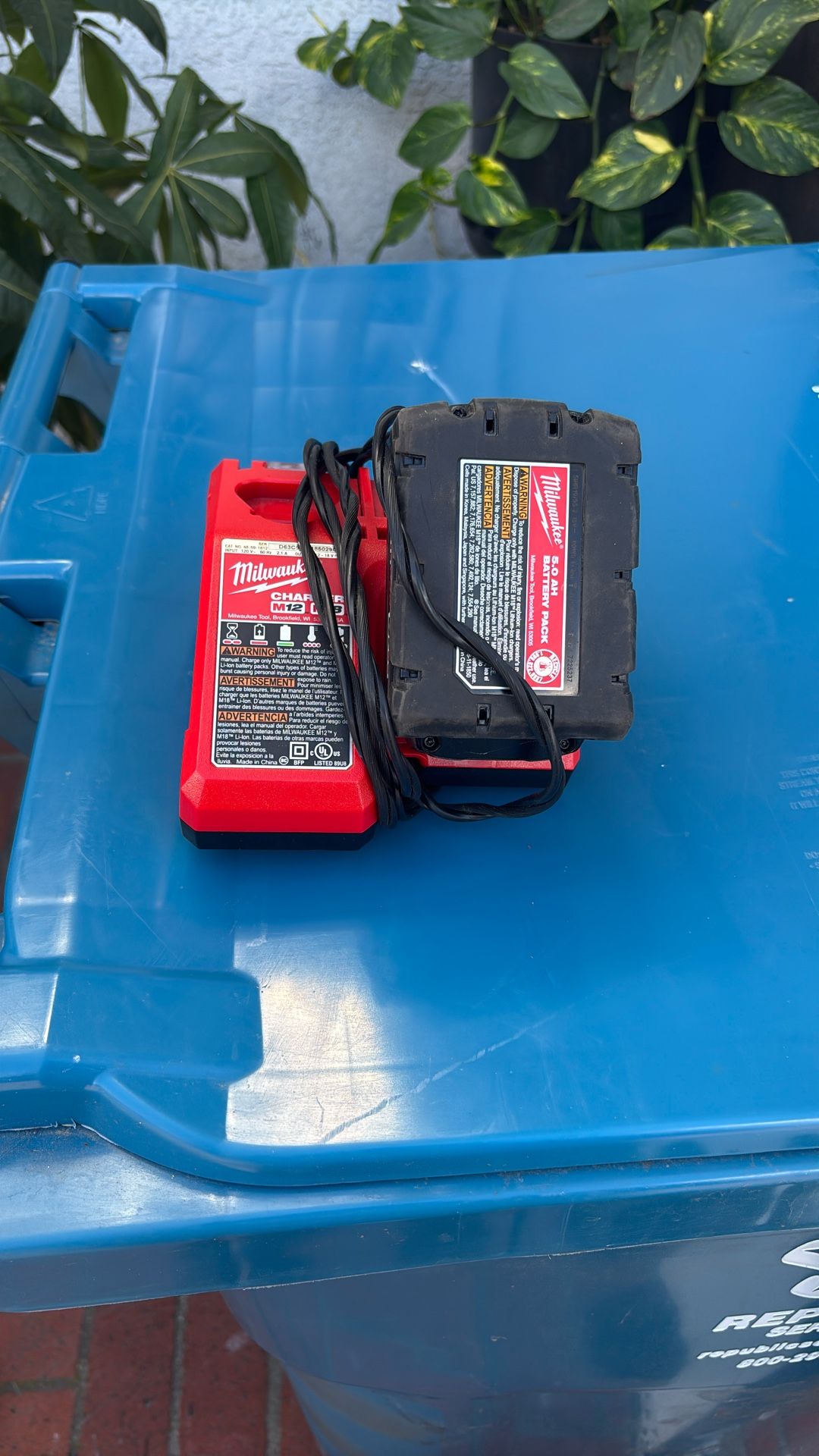 milwaukee battery Charger M12 M18