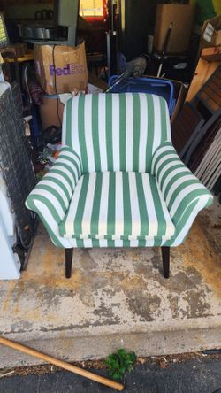 Free Chair