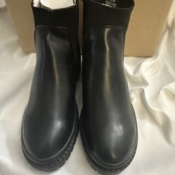 Girls Steve Madden Black Booties Size 3