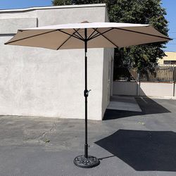 (Brand New) $70 Patio Umbrella Set (10 FT Umbrella and 26lbs Weight Base) Tilt Crank, Outdoor Garden Market