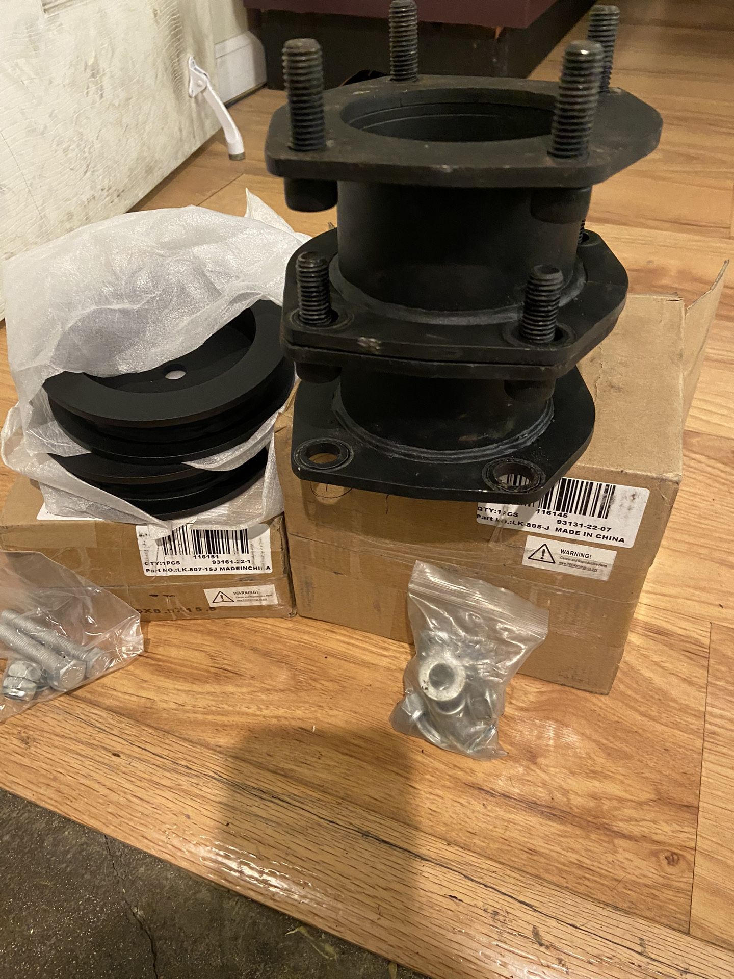 Lift Kit For Jeep Cherokee Or Jeep Commander