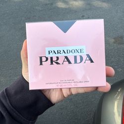 Women’s Perfume Prada Paradoxe