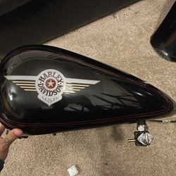 Complete Harley Fatboy Tin Set 