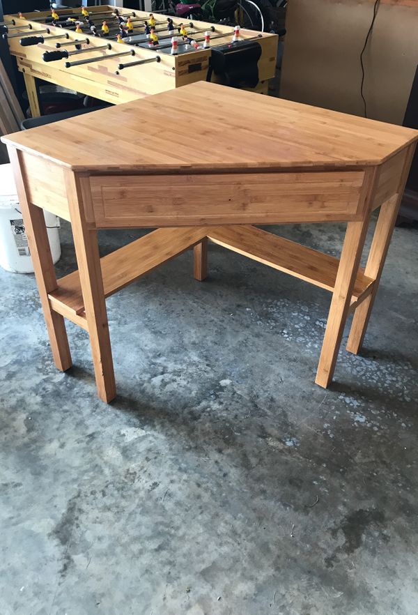Bamboo Corner Desk Furniture In Irwin Pa Offerup