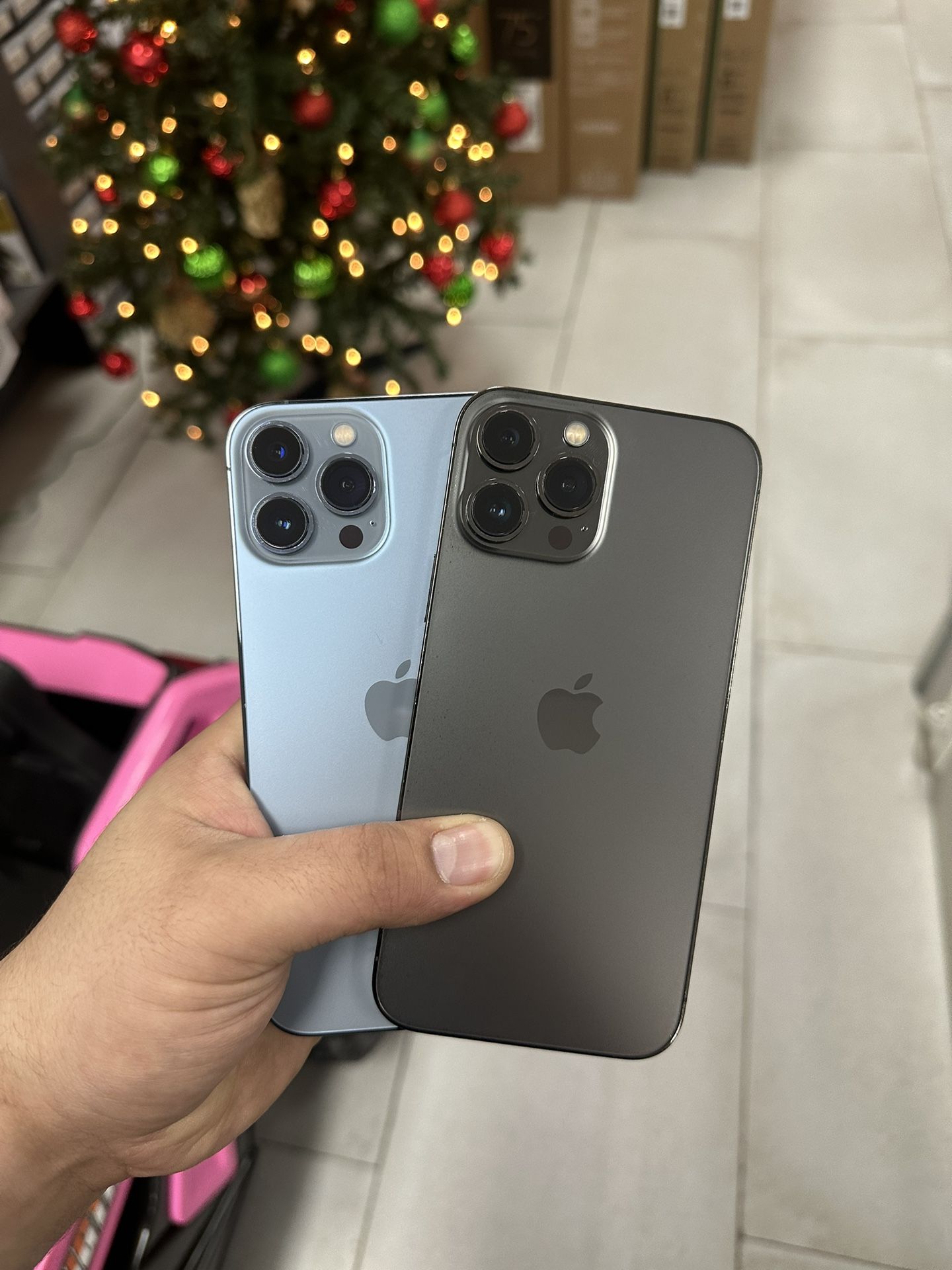 iPhone 13 Pro Max Unlocked 256GB! Finance For $50 Down Payment!!