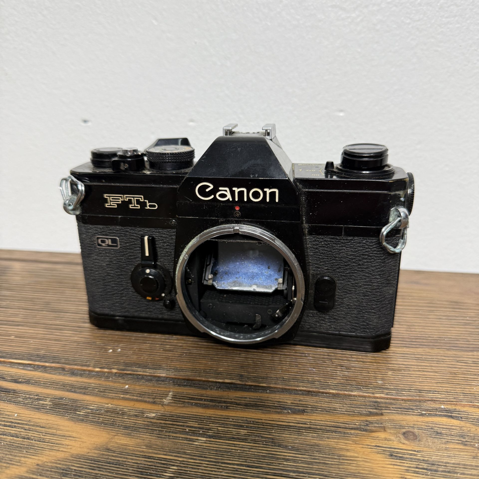 Canon FTb 35mm Film Camera Vintage 