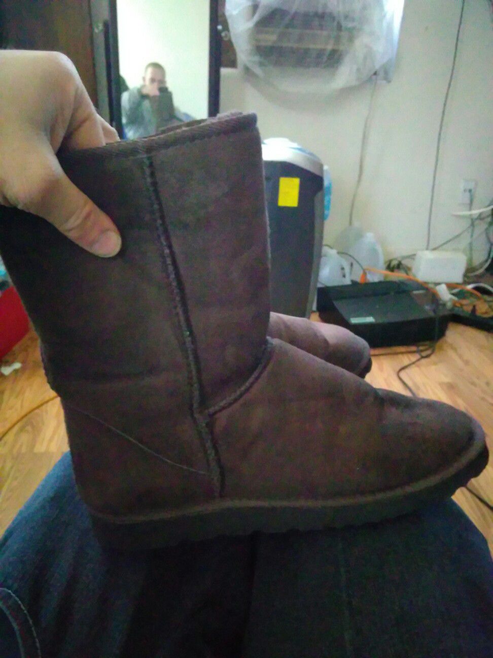 Size 10 old Johnny ugg boots