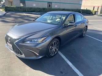 2025 Lexus ES 300h