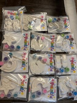 Set of 12 Individual DIY Plaster Painting Party Favor Kits