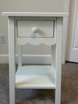 White Wood Nightstand with Drawer and Shelf