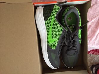 Nike shoes size 11