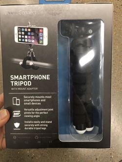NWT smartphone tripod with mount adapter black