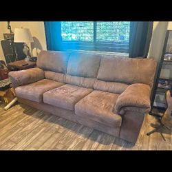 3 Couches Great Condition