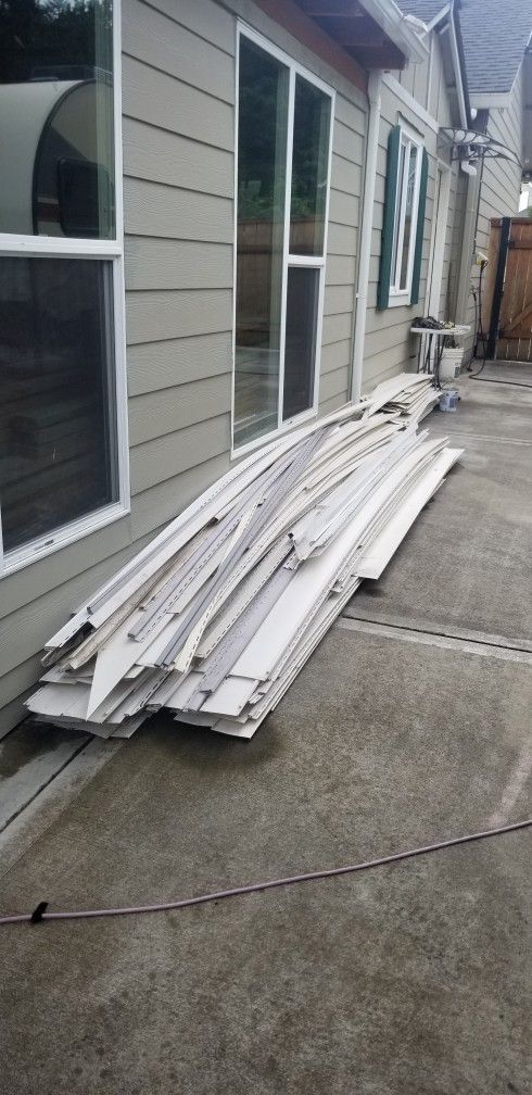 Vinyl siding Like 200sqf Cover.