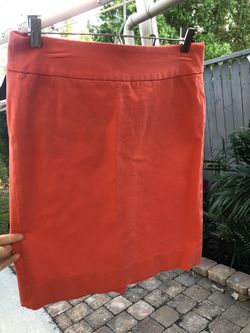 Coral/orange colored skirt banana republic size 6