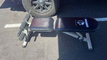 Weight bench