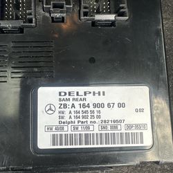 Sam module for a 2006-2010 Mercedes Benz Ml350