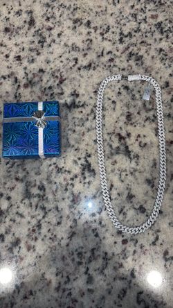 Moisanitte Cuban Link