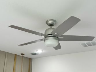 Hunter 52 inch Indoor Ceiling Fan with LED Light and Remote Control - Modern Smart Ceiling Fan, Standard Mount, 5 Blades, For Bedroom, Living Room, or