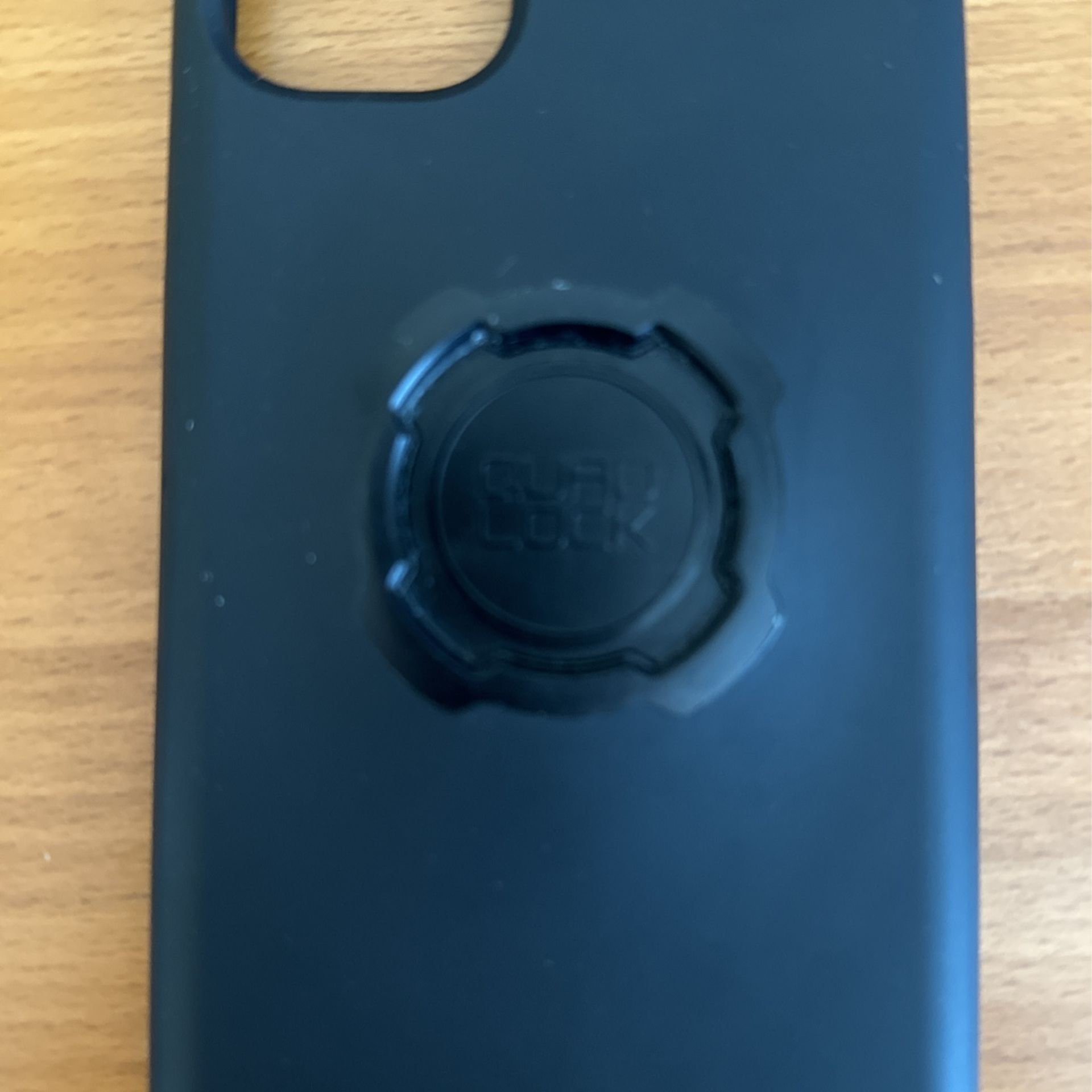 iPhone 11 Quad Lock Case