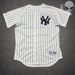 Majestic New York Yankees Baseball Jersey Mens M White Pinstripe Vintage