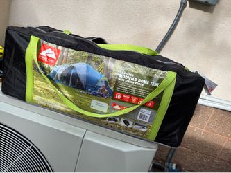 Camping tent