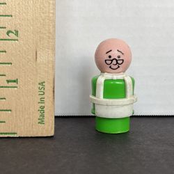 VINTAGE FISHER-PRICE FIGURE
