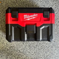 Milwaukee Vacuum