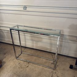 Console And Side Table 