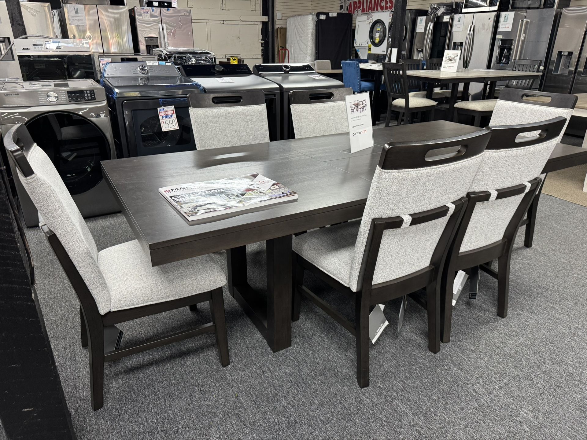 Dining Table Set. 🚚WE DELIVER🚚