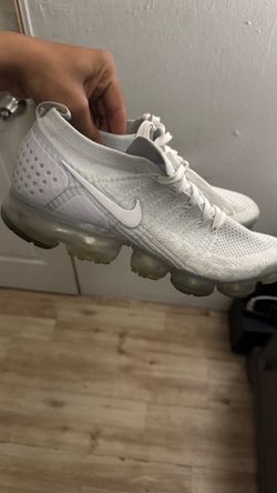 Nike Air VaporMax Flyknit Sneakers White