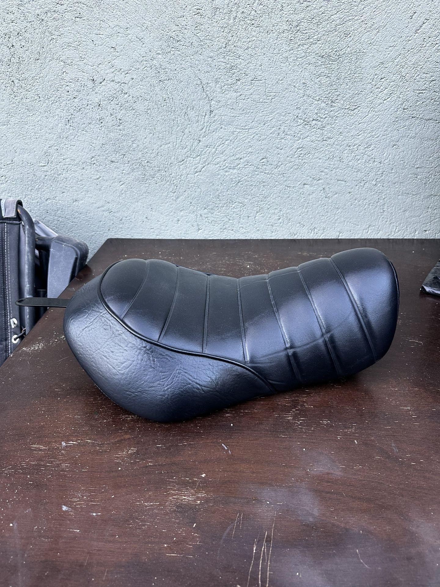 Harley Davidson Iron 883/1200 Seat