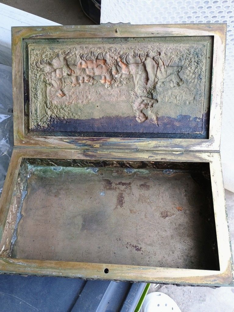 19th c. English Gilt Bronze Keepsake Small Chest/Box w/high relief scene. 8 x 4"