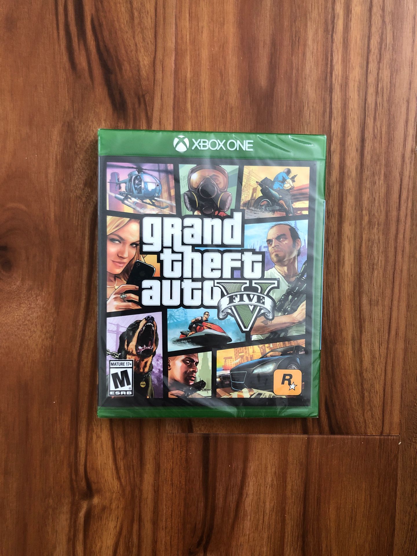 NEVER USED - GTA 5 for Xbox One