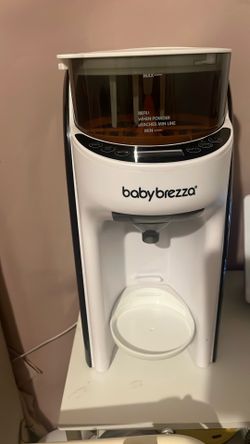 Baby Brezza milk dispenser