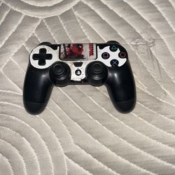 PlayStation 4 Controller