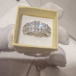 Luxury Diamond Ring Size 9